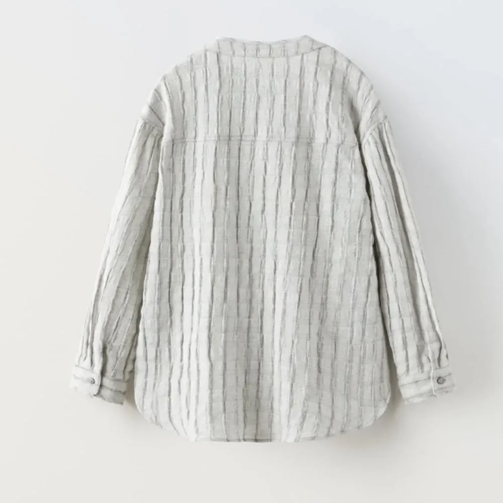 Zara Girls Gray Button Down Shirt(Size 9-10)